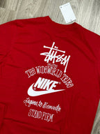 CAMISETA NK X STUSSY - VERMELHA