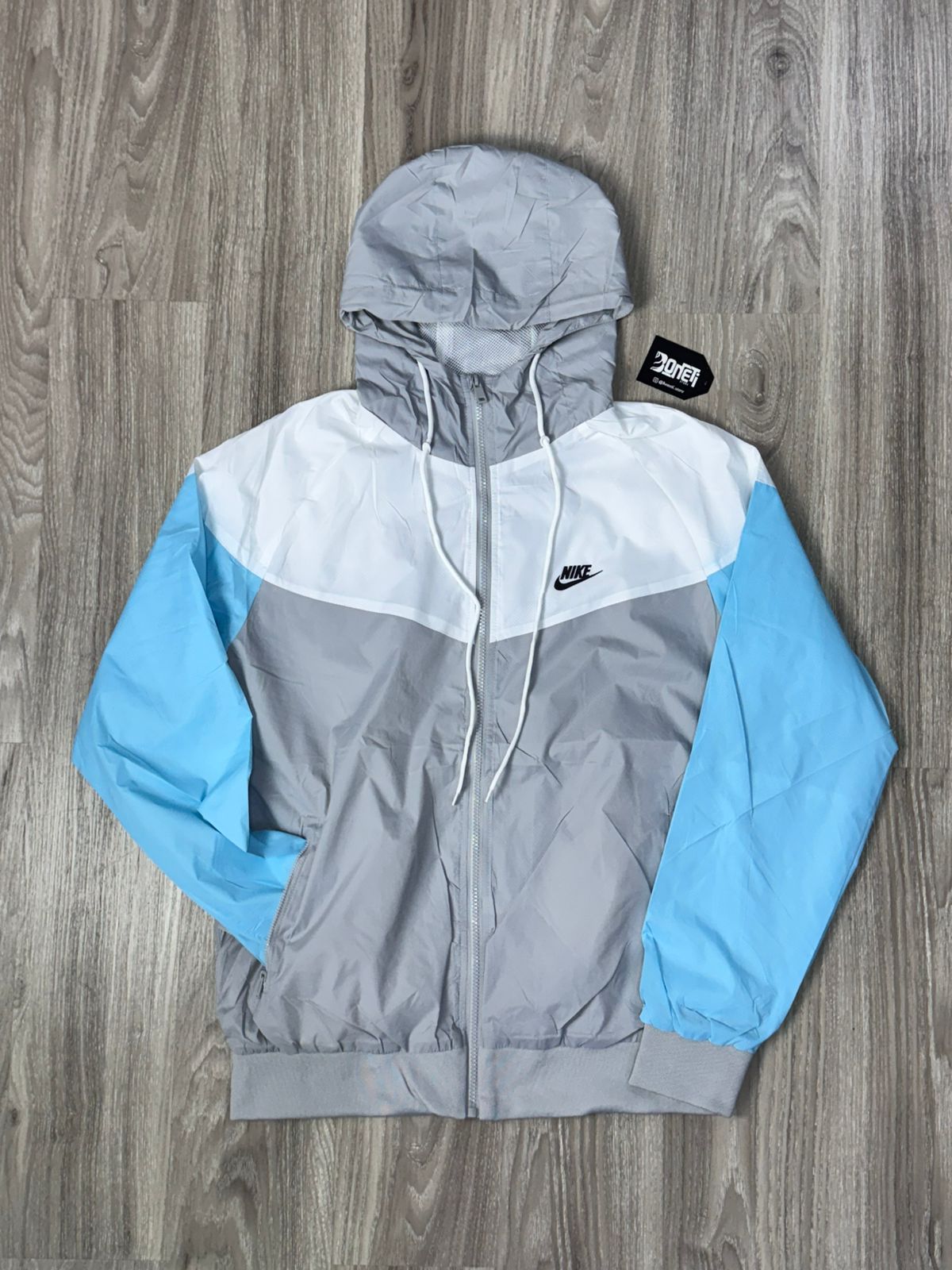 CORTA VENTO NK WINDRUNNER - AZUL E CINZA