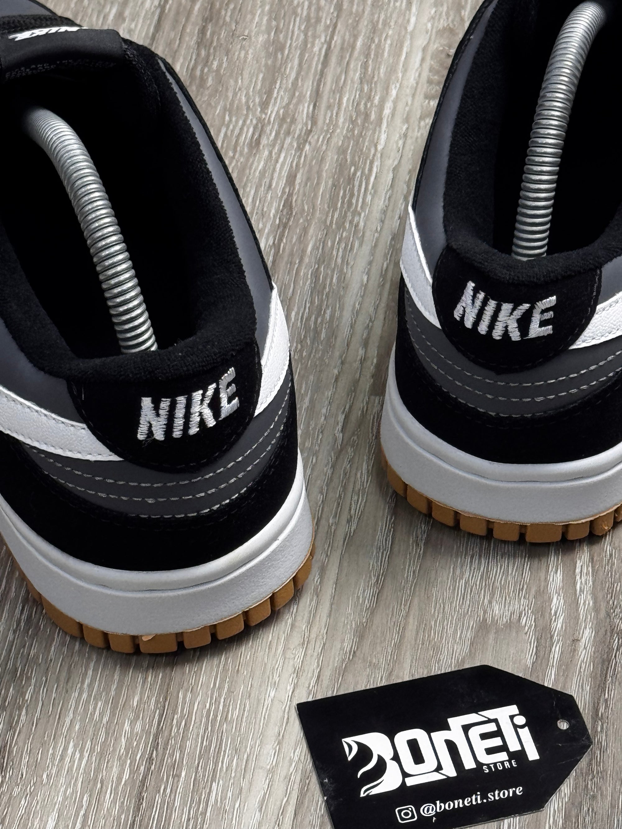 TÊNIS NIKE DUNK - GRAFITE