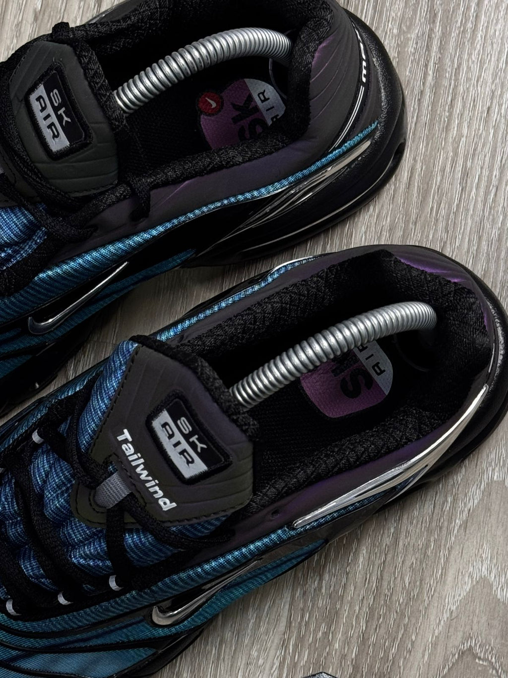 TÊNIS NK AIR MAX TAILWIND X SKEPTA - AZUL