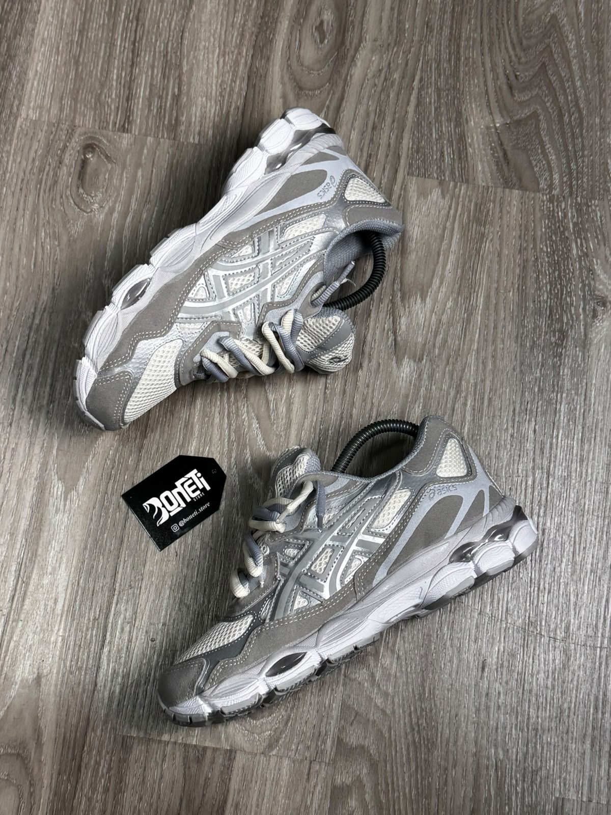 TÊNIS ASICS GEL NYC - WHITE GREY