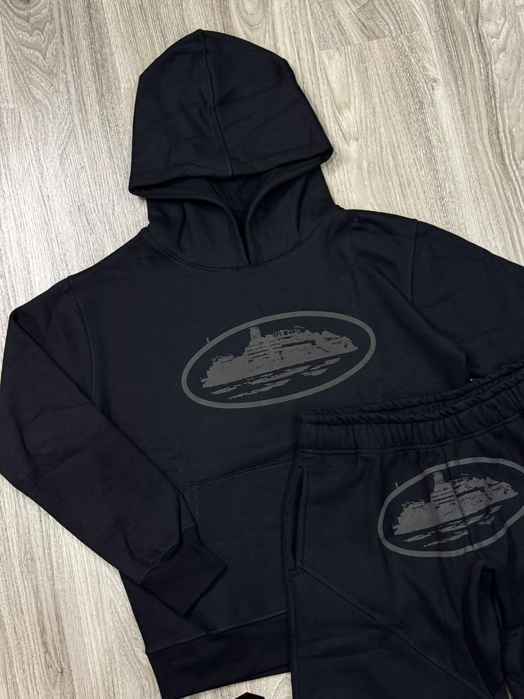 CONJUNTO CORTEIZ MOLETOM ISLAND - BLACK GREY