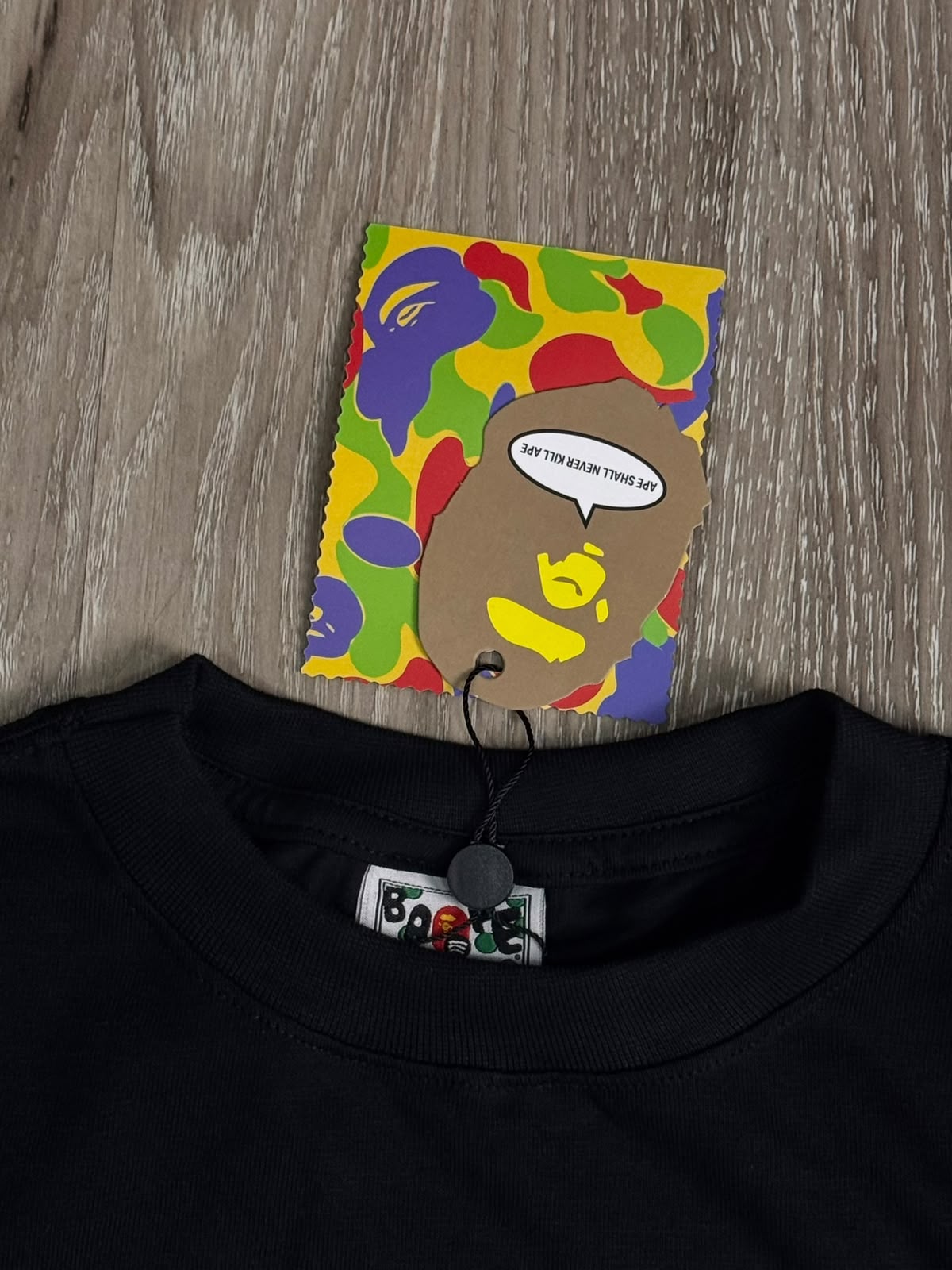 CAMISETA BAPE X SPOTIFY X SYNA - PRETA