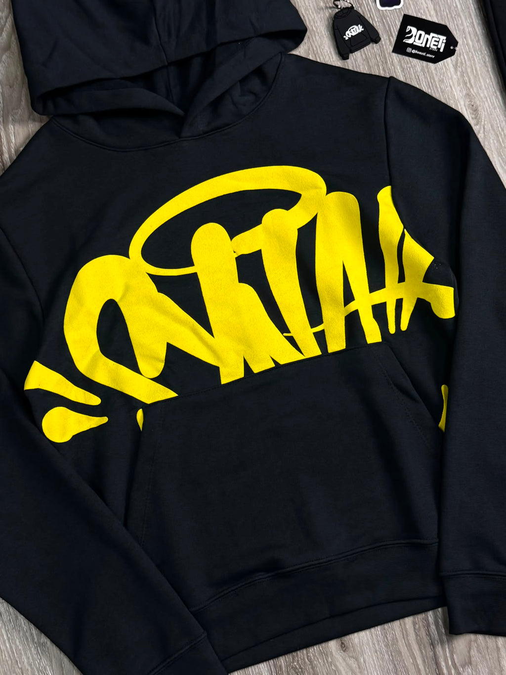 CONJUNTO SYNA WORLD WINTER MOLETOM - BLACK YELLOW