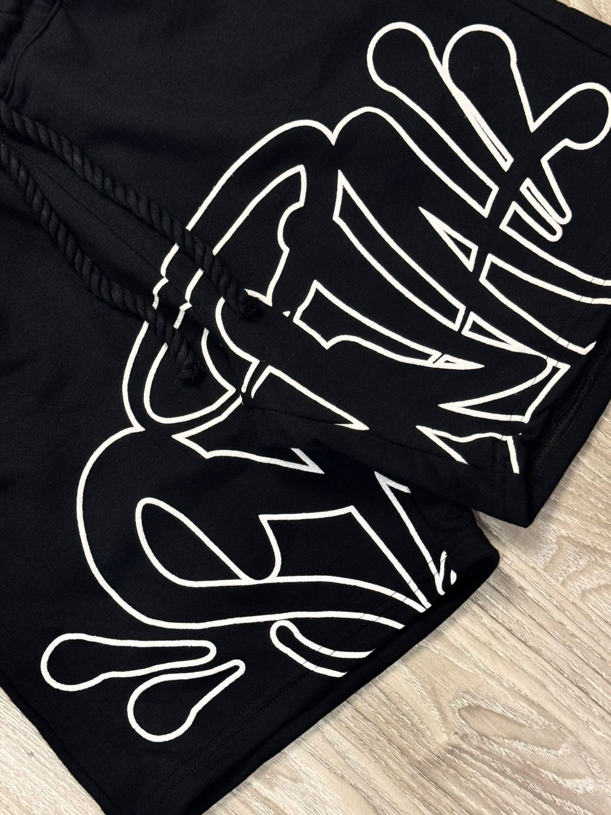 CONJUNTO SYNA WORLD SUMMER - BLACK WHITE