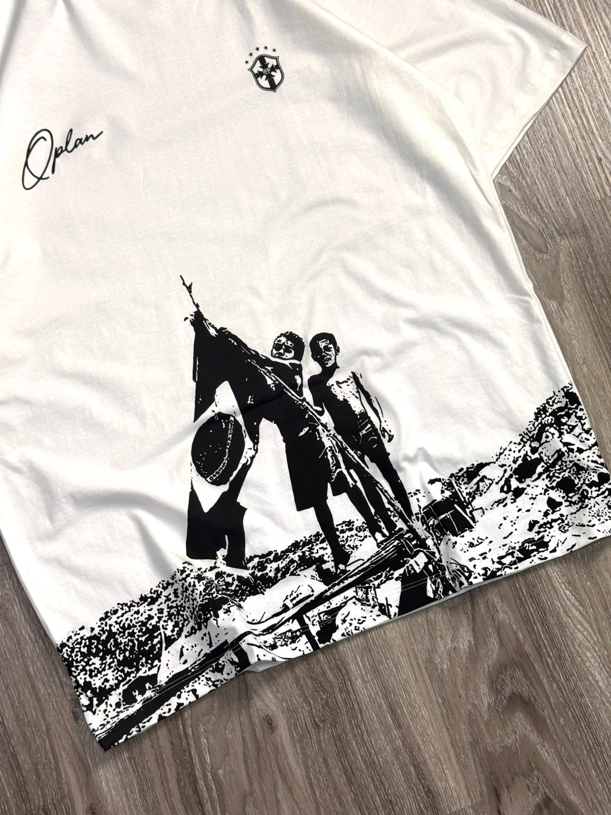 CAMISETA OVERSIZED OPLAN ESPERANÇA - OFFWHITE