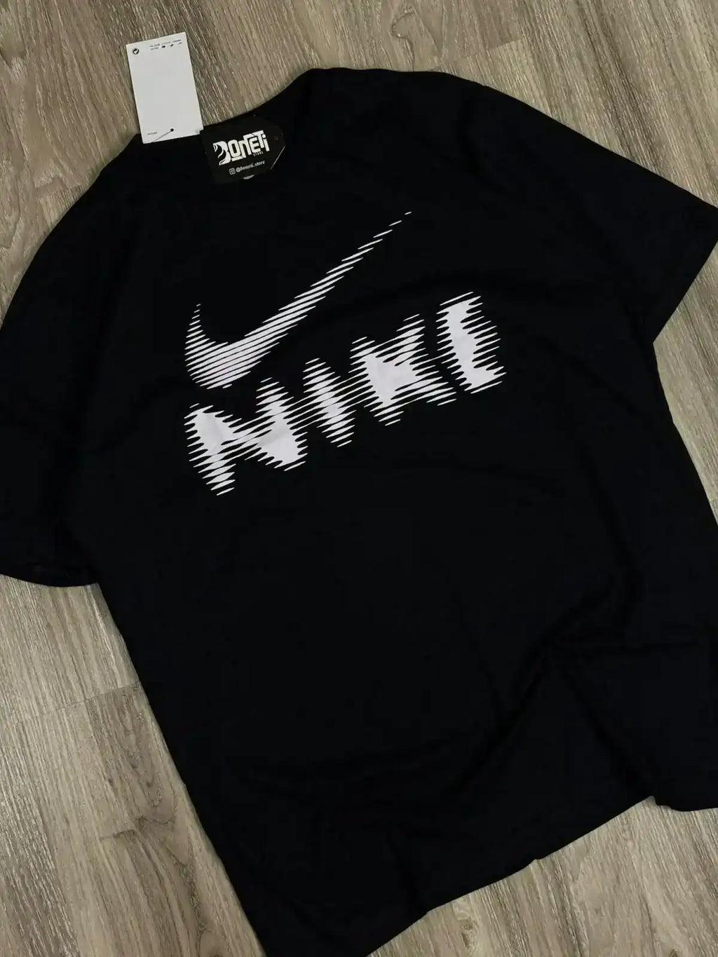 CAMISETA NK HYVERSE - PRETA