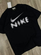 CAMISETA NK HYVERSE - PRETA