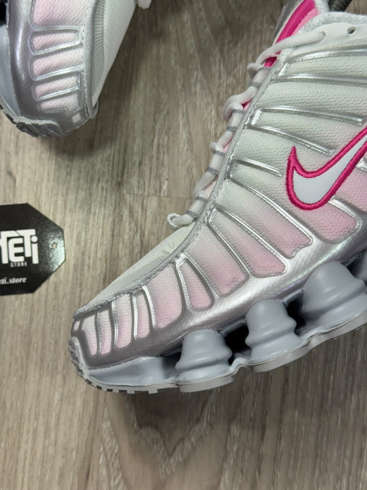 TÊNIS NK SHOX TL 12 MOLAS - METALLIC PLATINUM PINK FOAM
