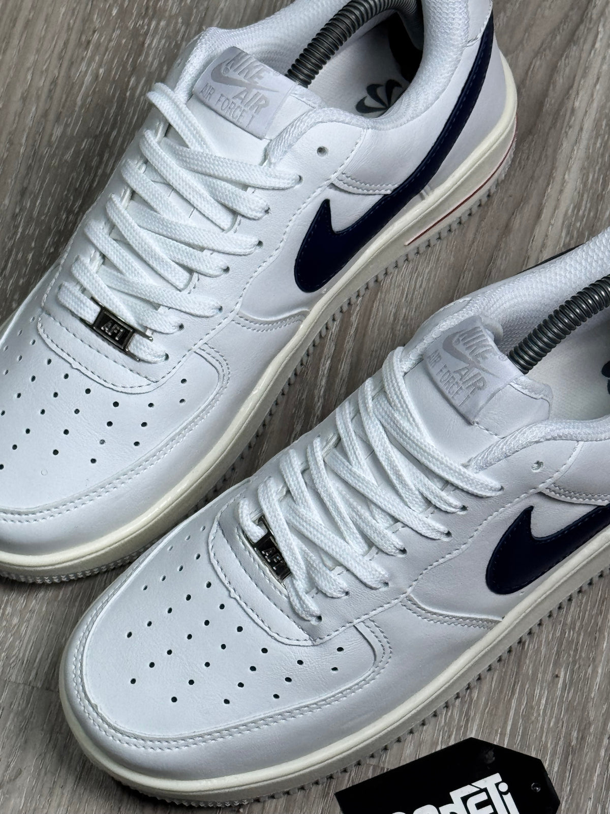 TÊNIS NK FORCE 1 - MARINHO CREME