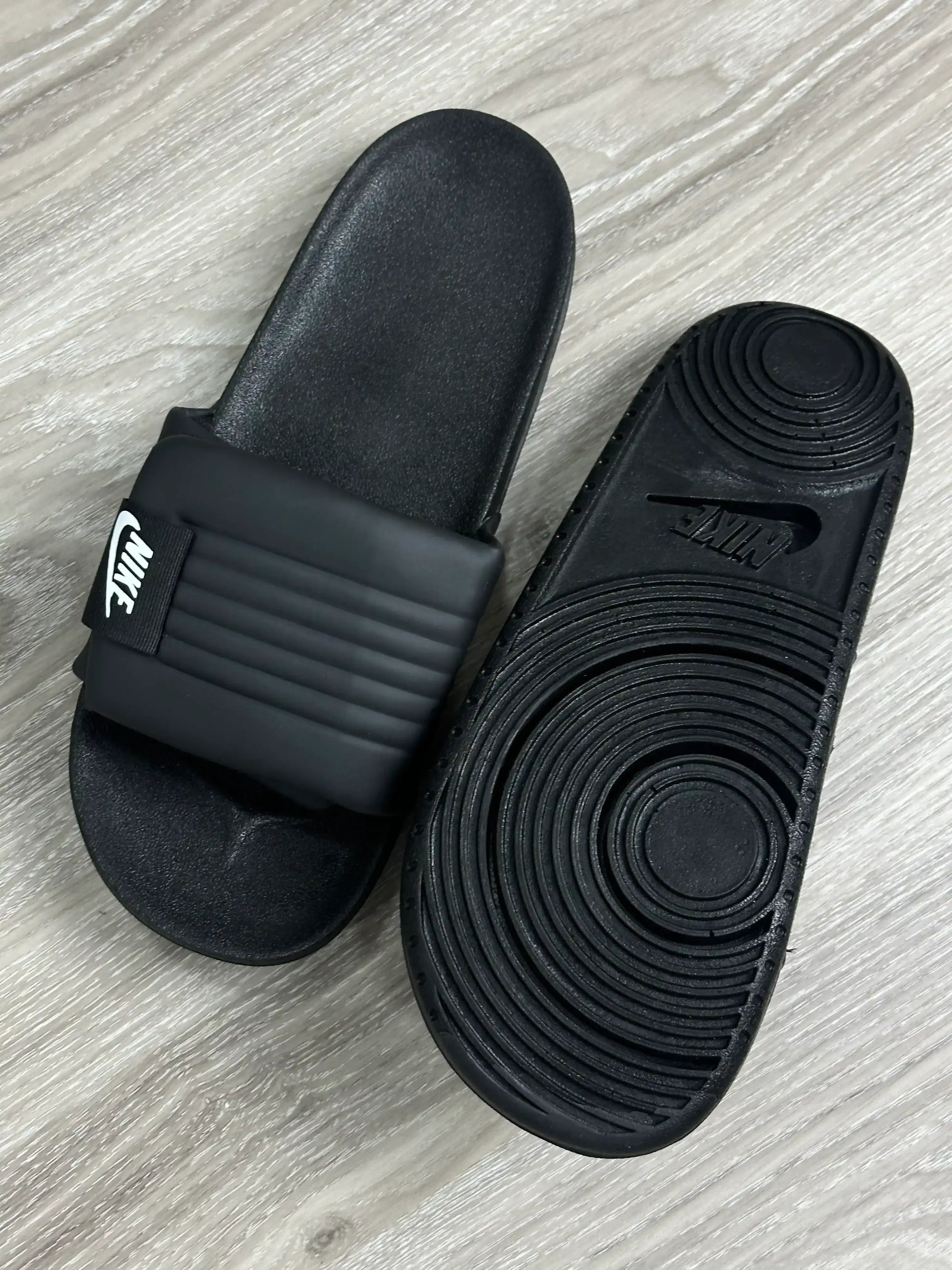 CHINELO SLIDE NK OFFCOURT - PRETO