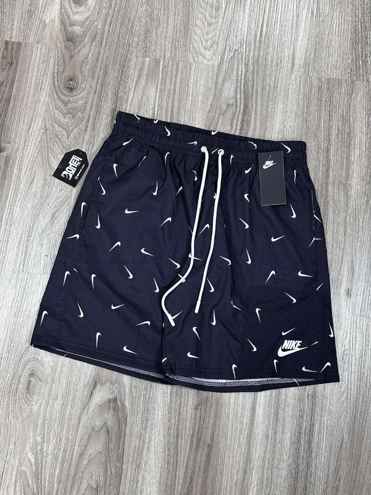 SHORTS TACTEL NK LOT OF SWOOSH - CHUMBO