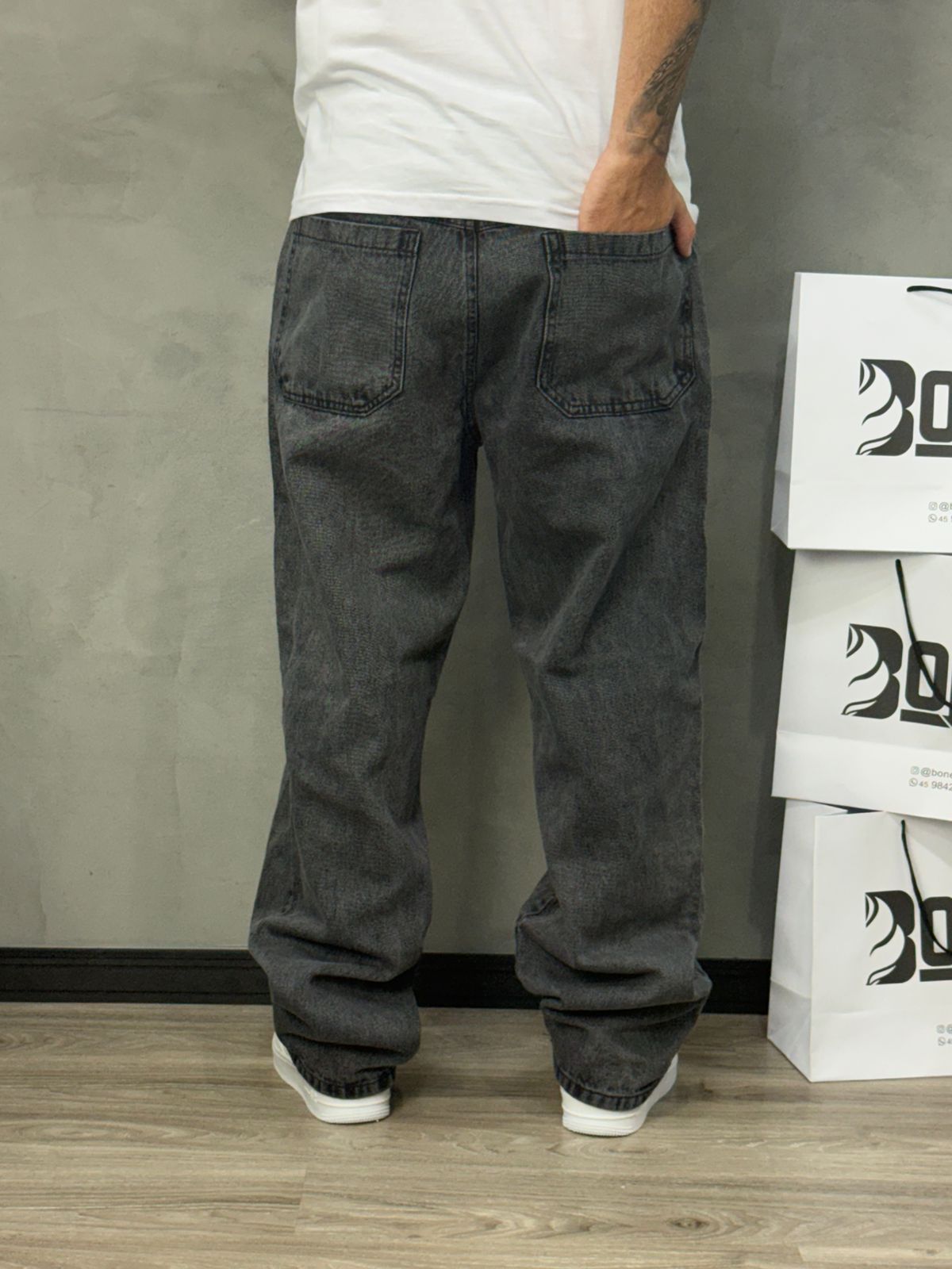 CALÇA JEANS RETA ESTONADA - CARBON.CO