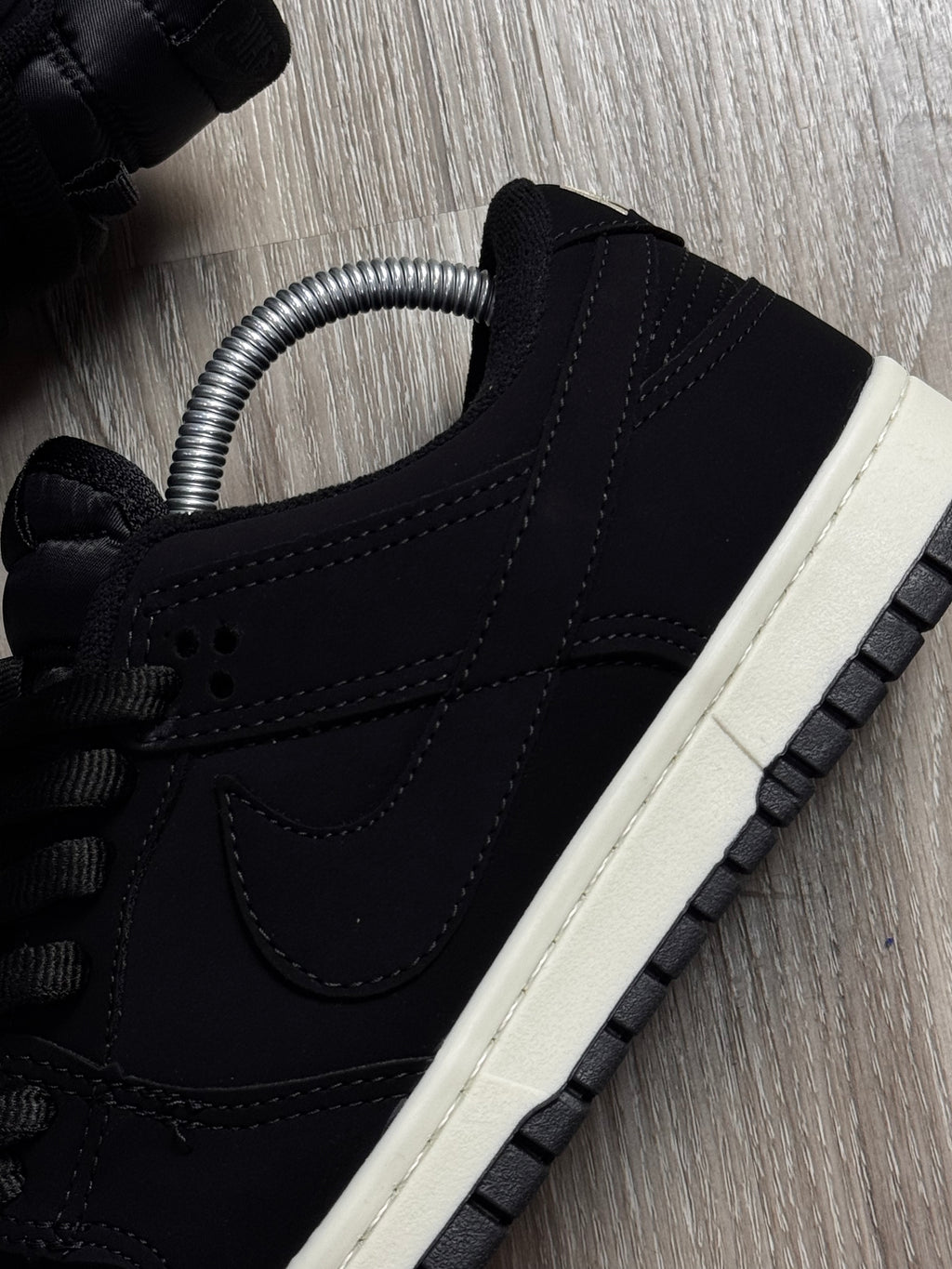 TÊNIS NK DUNK - NOBUCK SOLADO BLACK