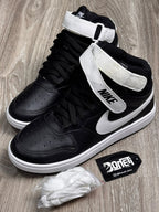 TÊNIS NK COURT BOROUGH MID - PRETO BRANCO