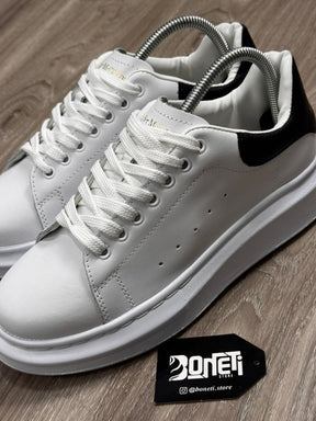 TÊNIS MCQUEEN COURO - BRANCO E PRETO