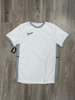 CAMISETA ACADEMY 2025 NK - BRANCA