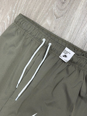 SHORTS TACTEL NK SWOOSH + JUST 25 - VERDE OLIVA