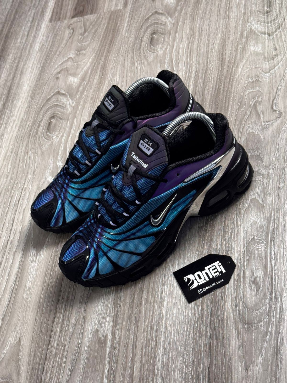 TÊNIS NK AIR MAX TAILWIND X SKEPTA - AZUL