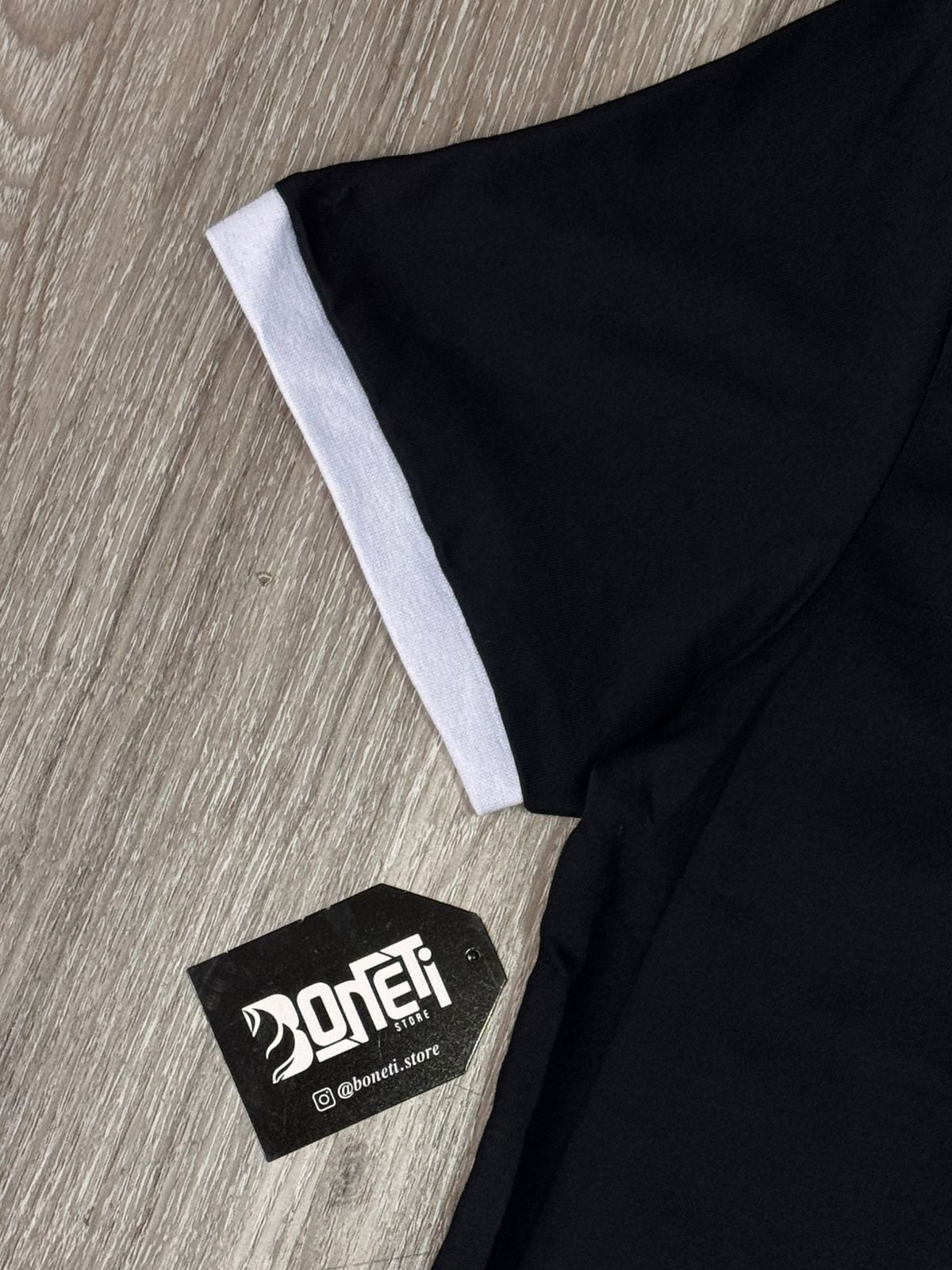 CAMISETA SLIM GOLA ZARA - PRETA