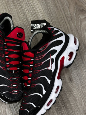 TÊNIS NK AIR MAX PLUS TN - UNIVERSITY RED