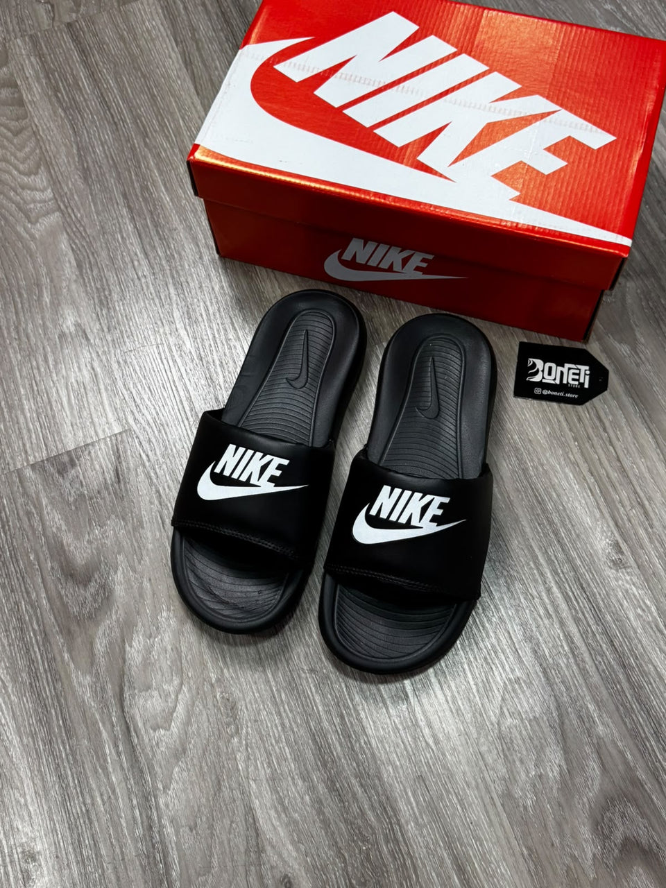 CHINELO SLIDE NK VICTORI - PRETO