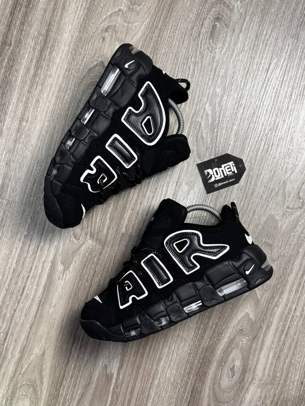 TÊNIS NK AIR MORE UPTEMPO LOW - BLACK WHITE