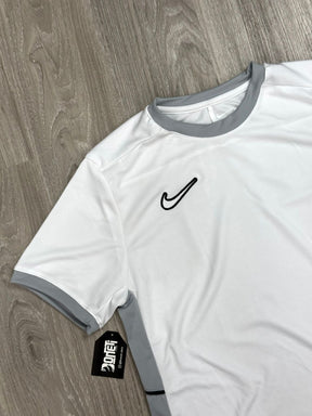 CAMISETA ACADEMY 2025 NK - BRANCA