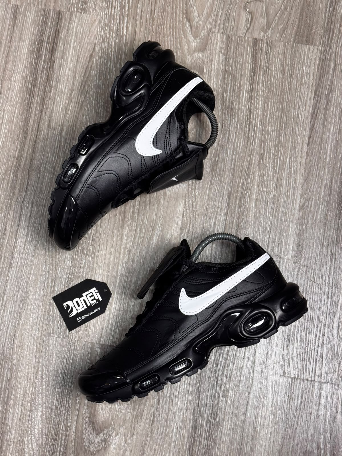 TÊNIS NK AIR MAX PLUS TN TIEMPO - BLACK