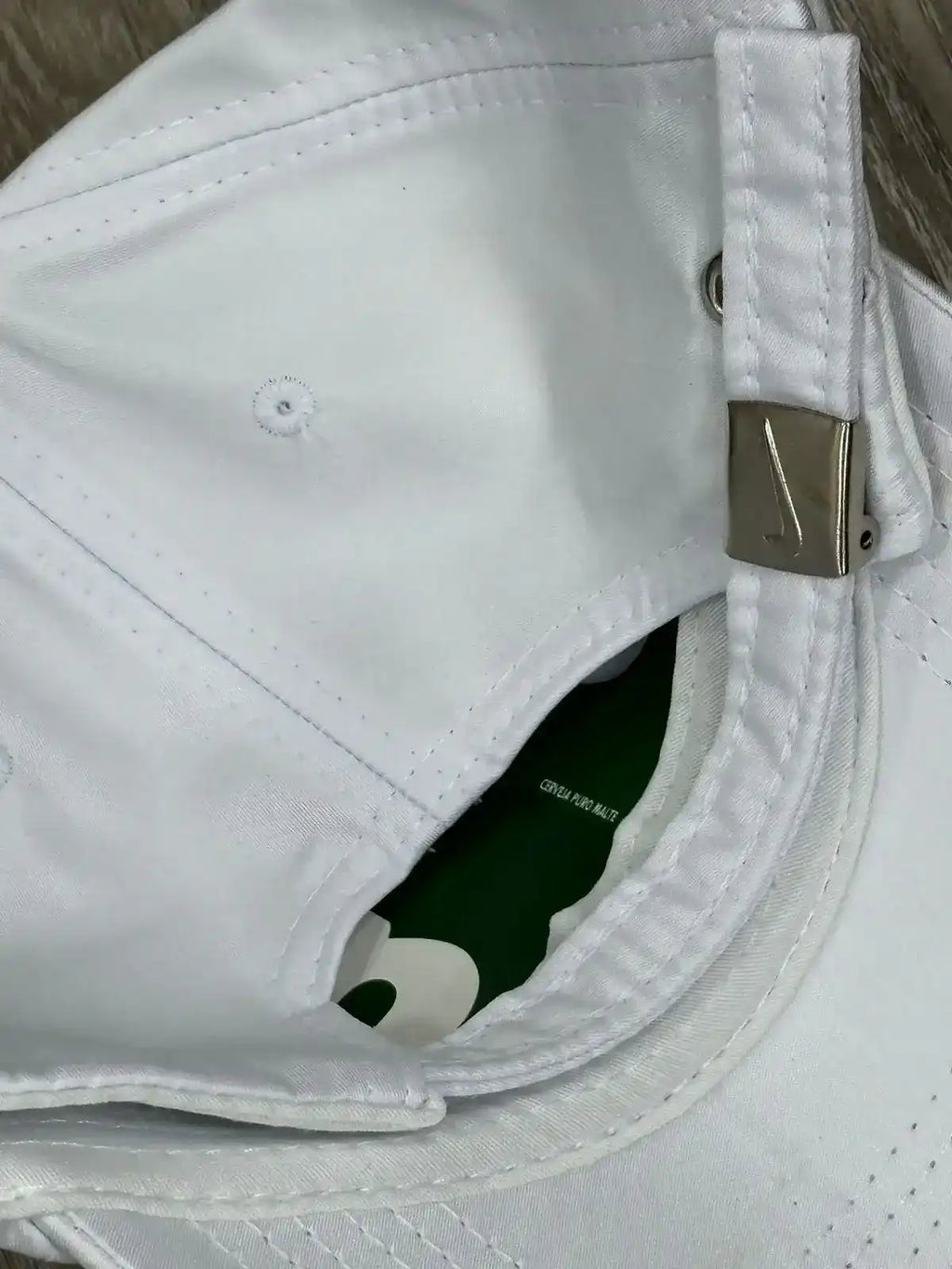 BONÉ NK SWOOSH METAL - BRANCO