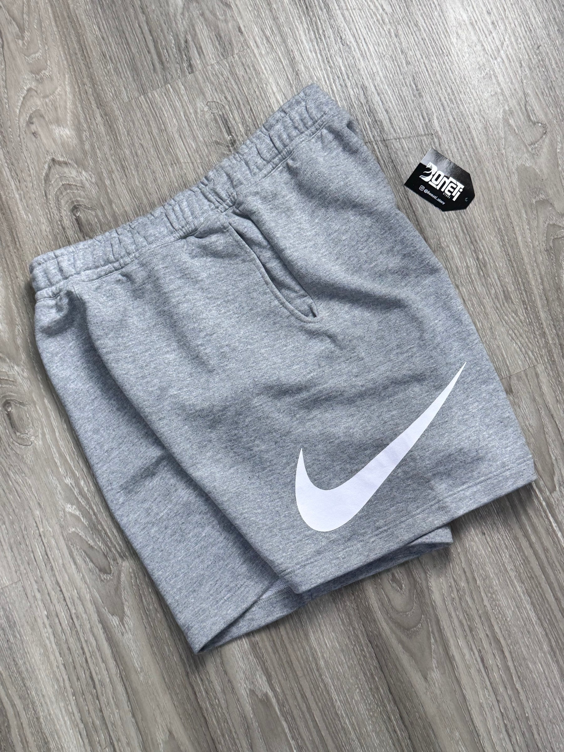 SHORTS MOLETOM NK BIG SWOOSH - CINZA