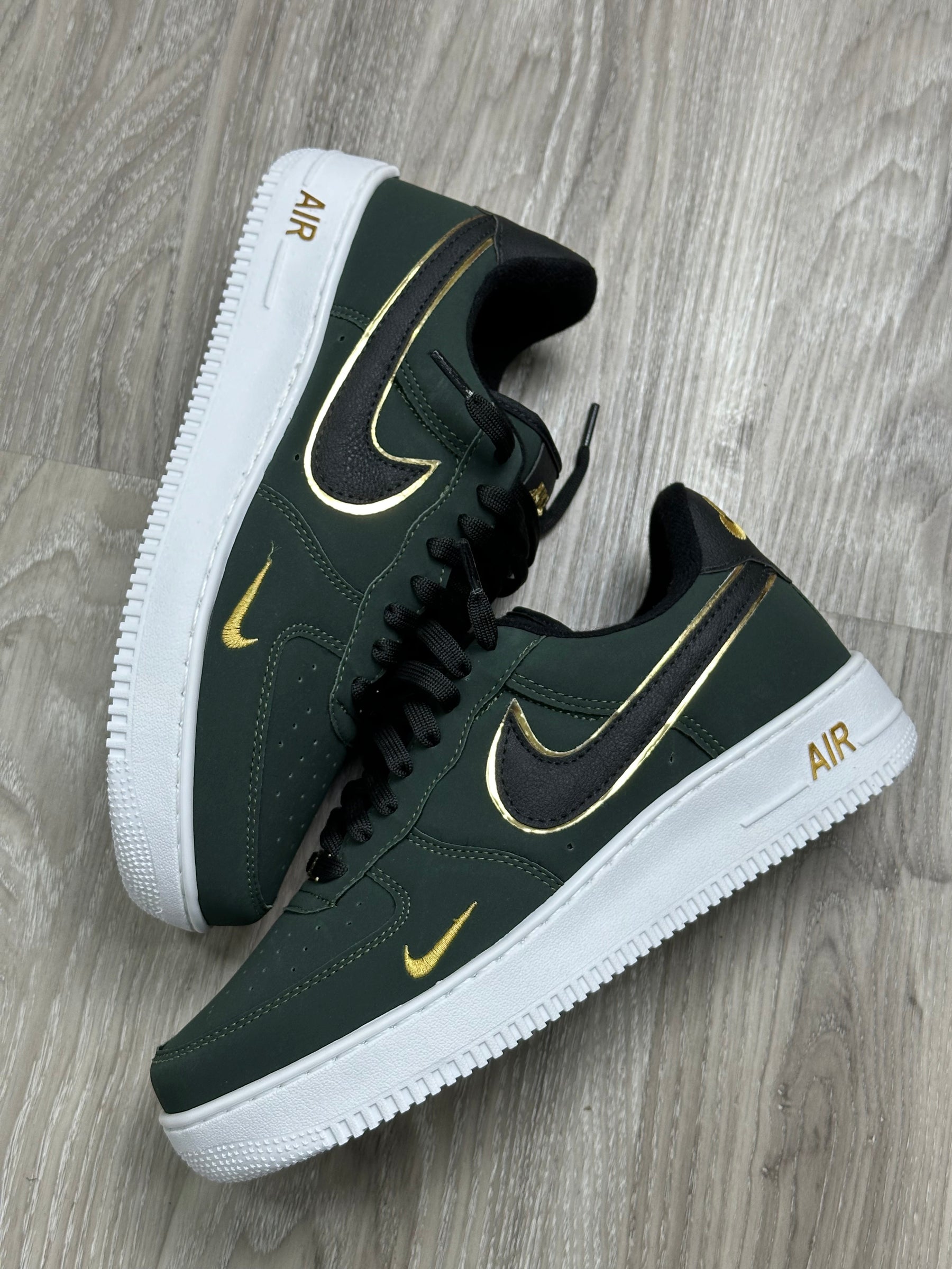 TÊNIS NK AIR FORCE 1 - VERDE MILITAR