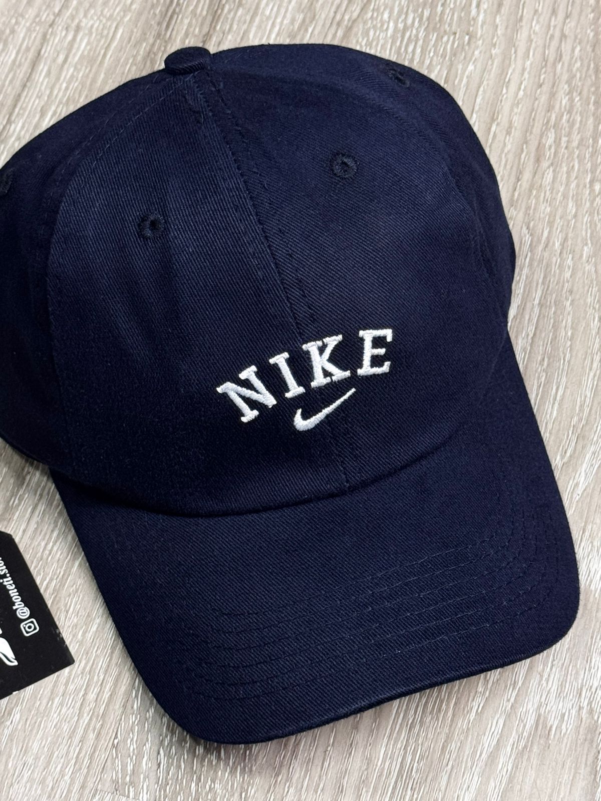 BONÉ NK SWOOSH LETTER - AZUL MARINHO
