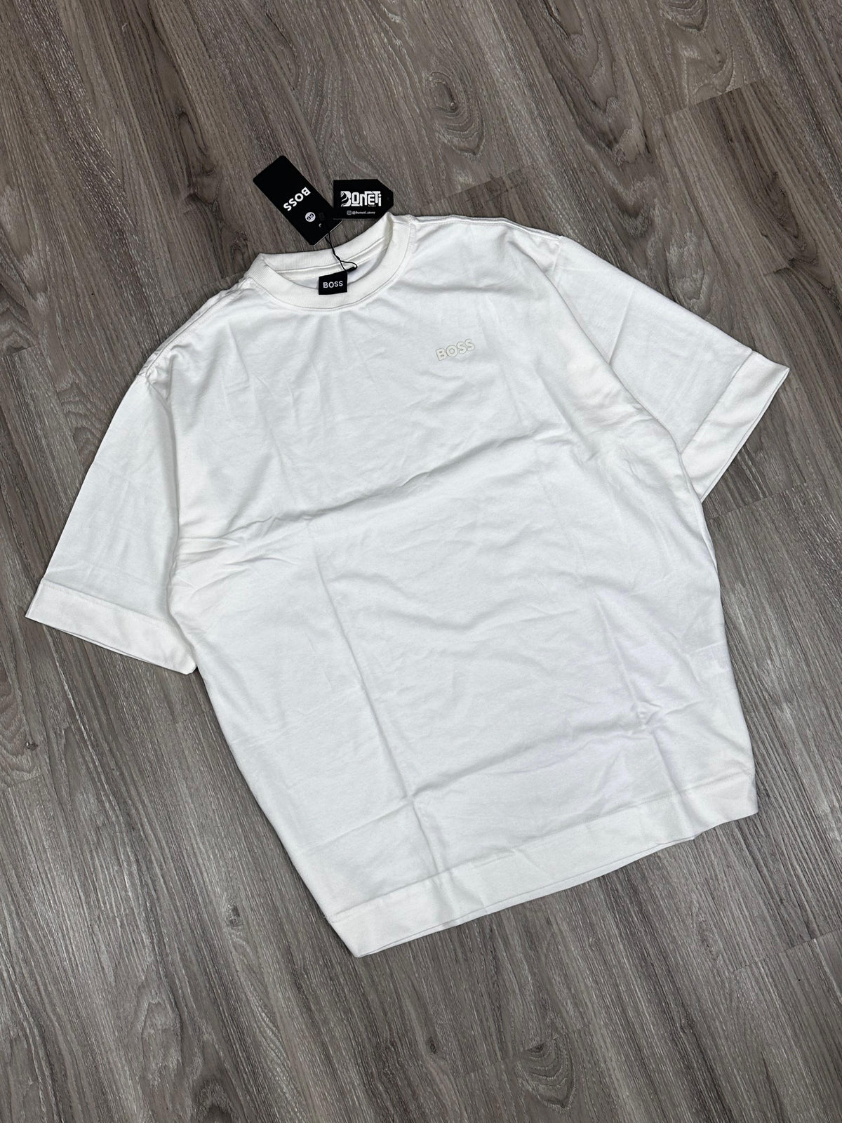 CAMISETA OVERSIZED HUGO - OFFWHITE