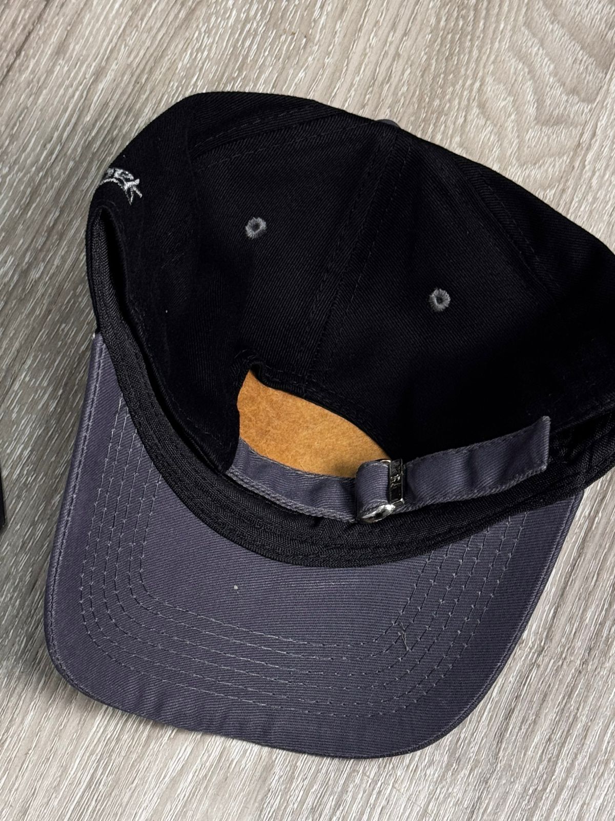 BONÉ NEW ERA LOGO - PRETO/CINZA