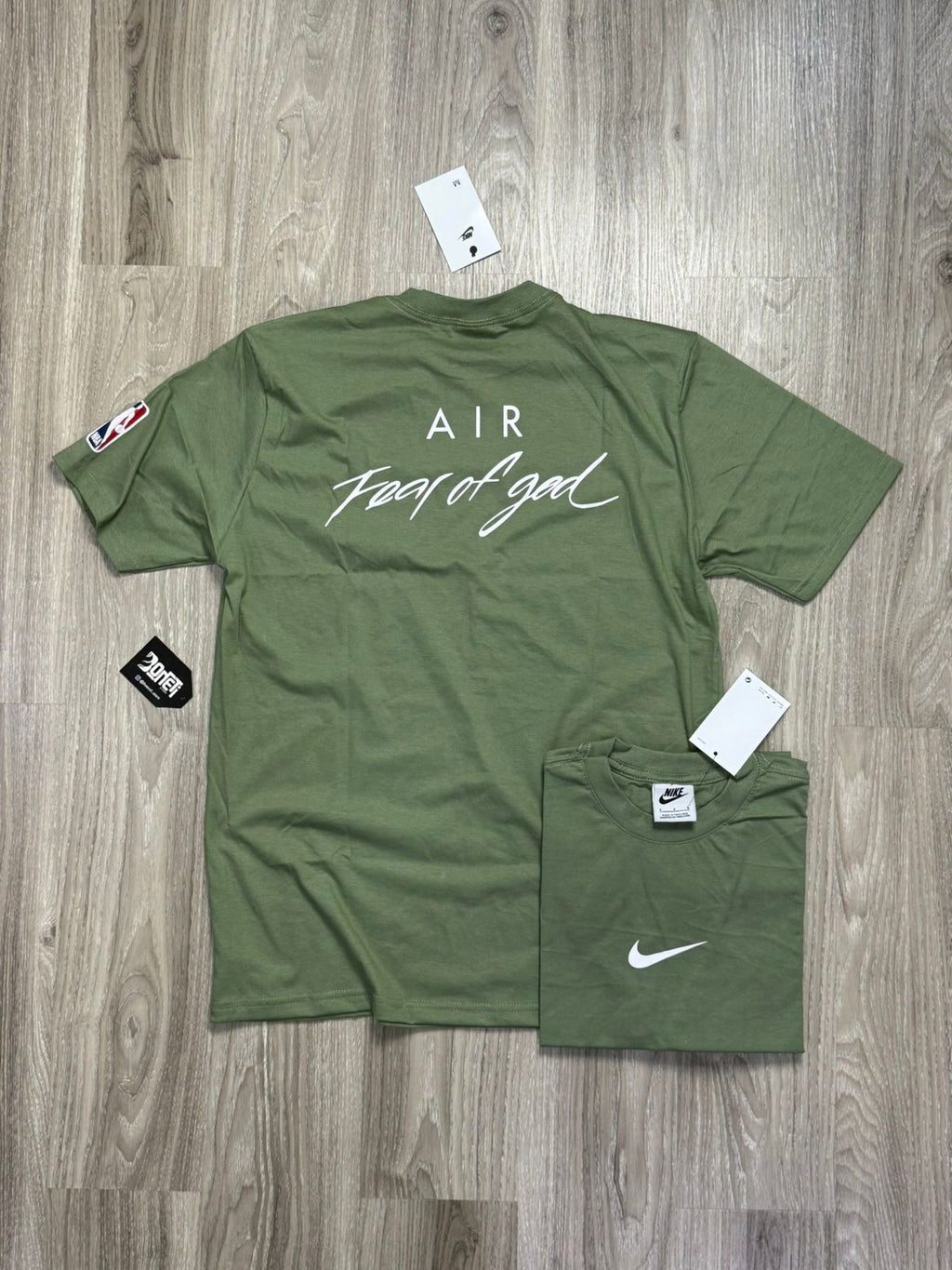 CAMISETA NK FEAR OF GOD - VERDE MUSGO