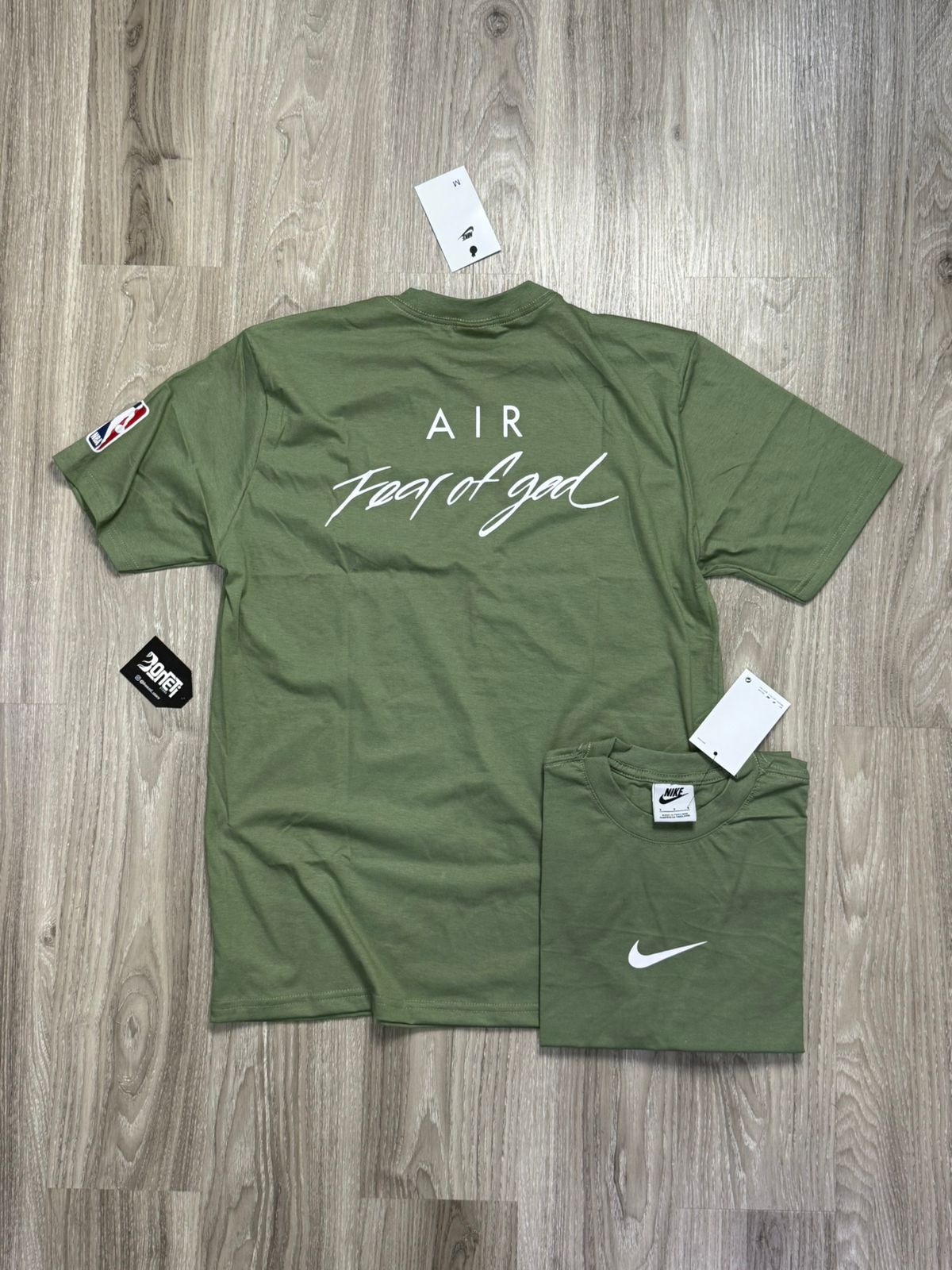 CAMISETA NK FEAR OF GOD - VERDE MUSGO