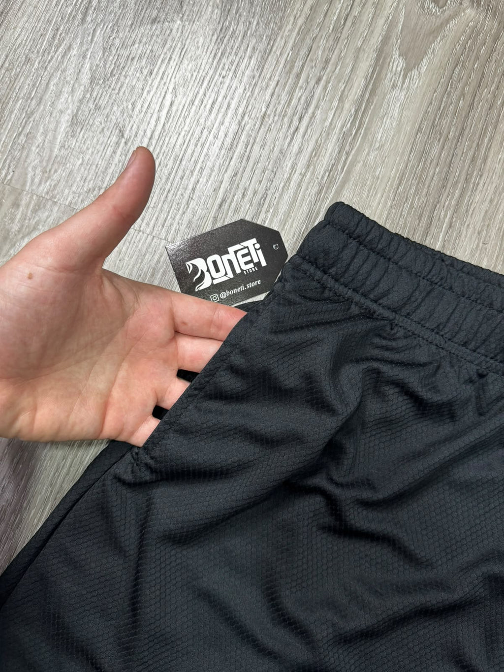SHORTS AERODRY NK THE FUTURE IS - PRETO