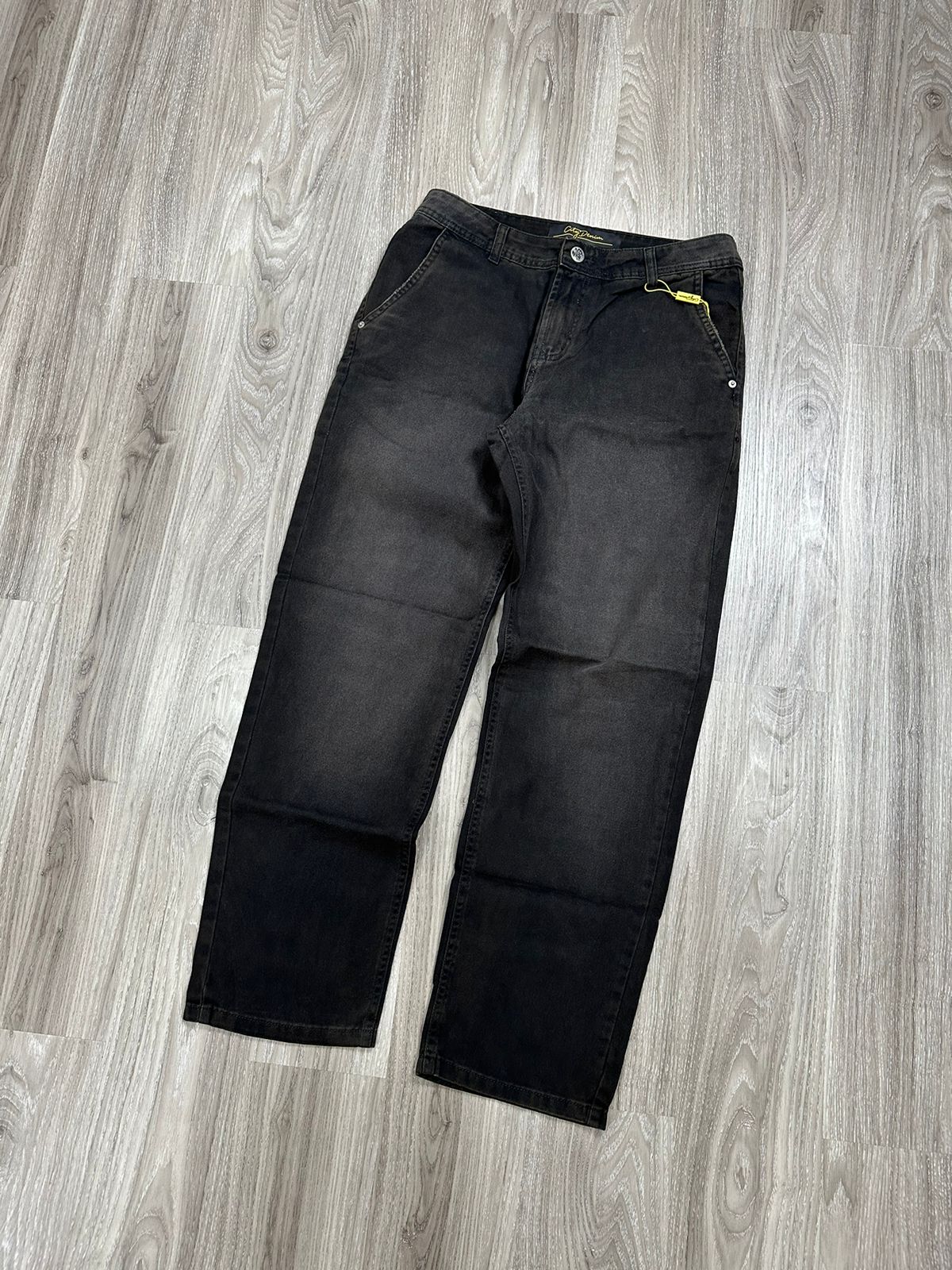 CALÇA RETA JEANS ESCURA - 84