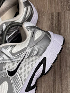 TÊNIS NK V5 RNR - WHITE SILVER