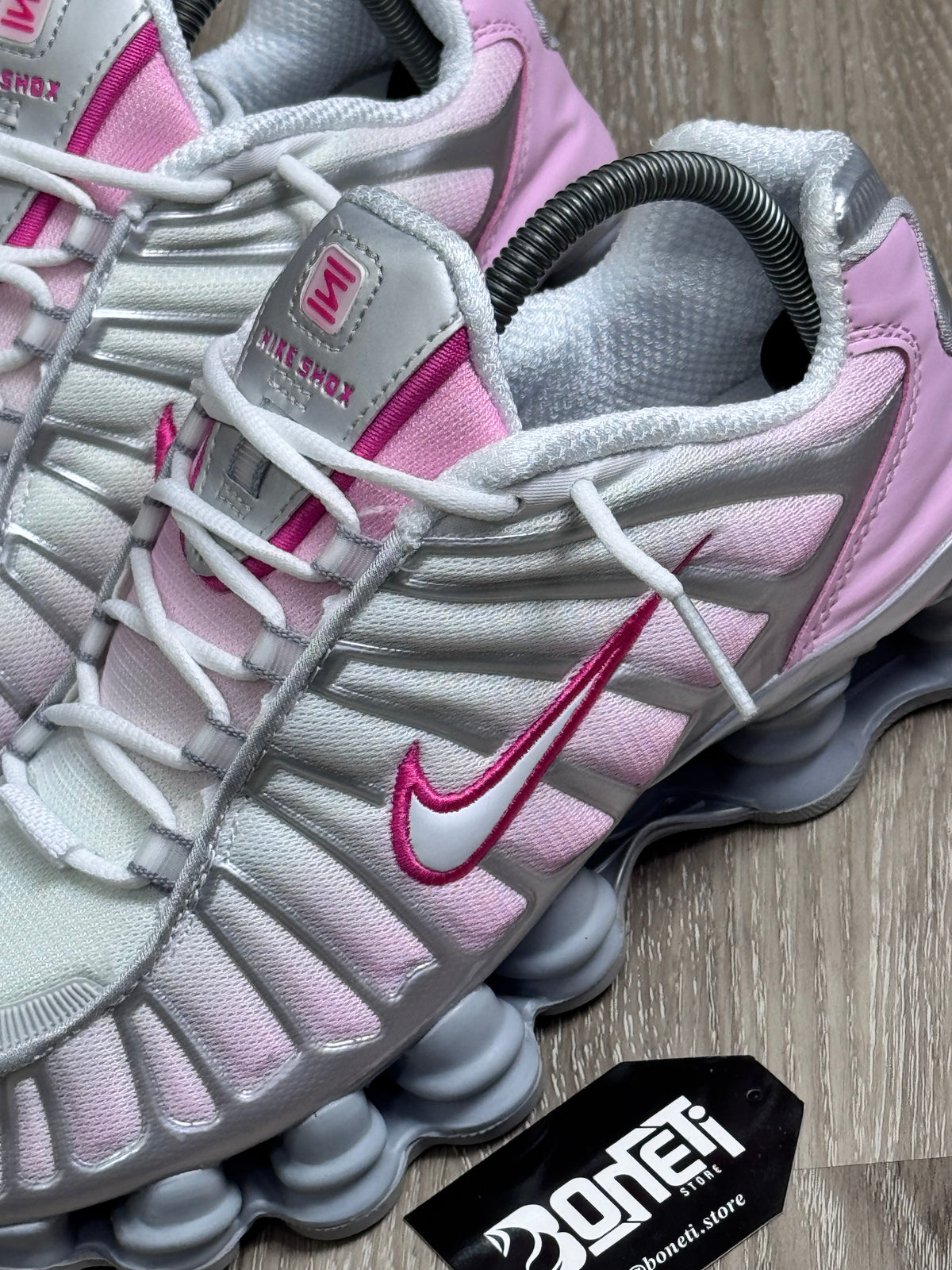 TÊNIS NK SHOX TL 12 MOLAS - METALLIC PLATINUM PINK FOAM