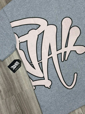 CAMISETA SYNA WORLD LOGO - CINZA SALMON