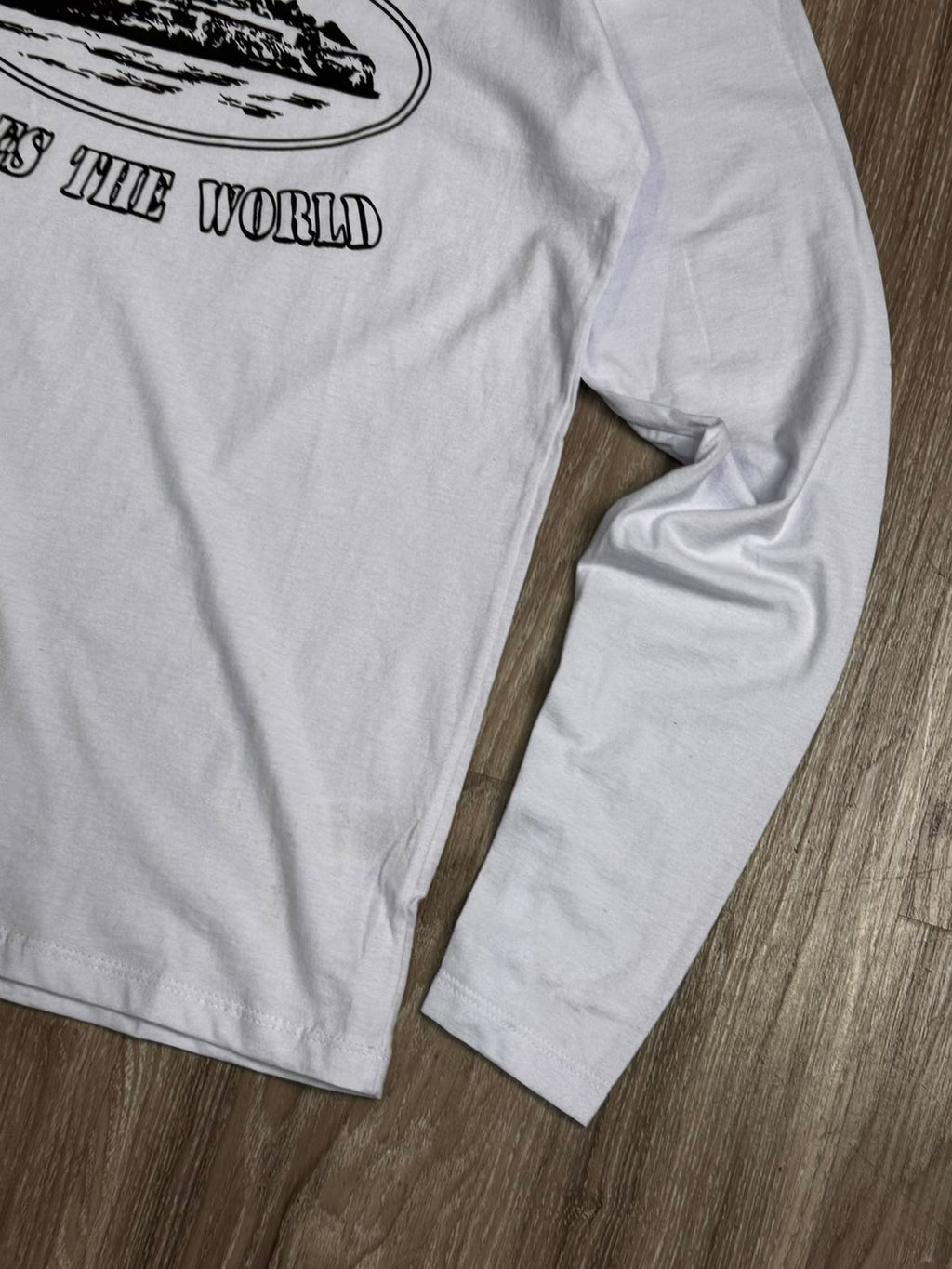 CAMISETA LONG SLEEVE CORTEIZ RULES WORLD - BRANCA