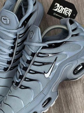 TÊNIS NK AIR MAX PLUS TN - WOLF GREY