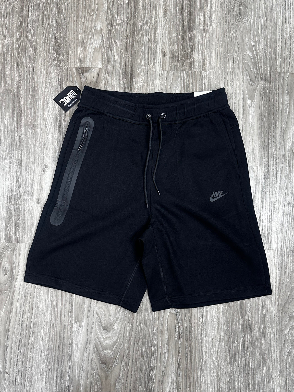 SHORTS TECH FLEECE NIKE - PRETO