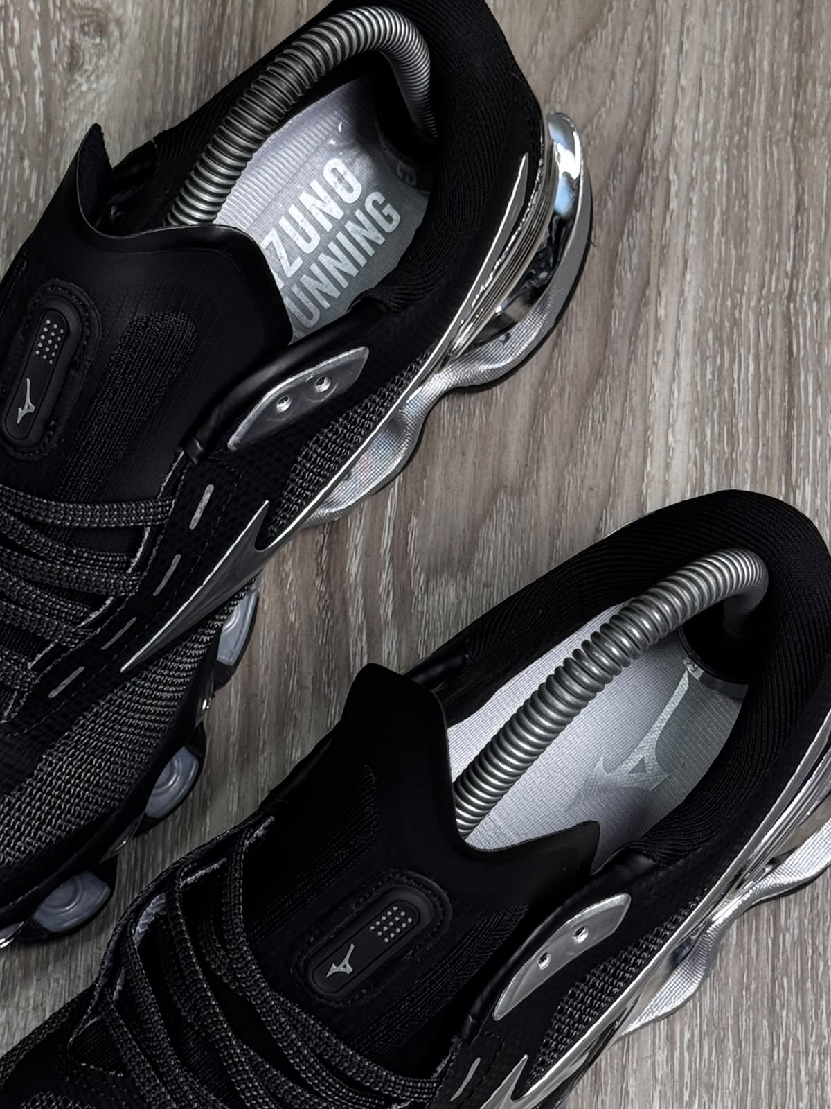 TÊNIS MZN WAVE PROPHECY 15 - BLACK METALLIC