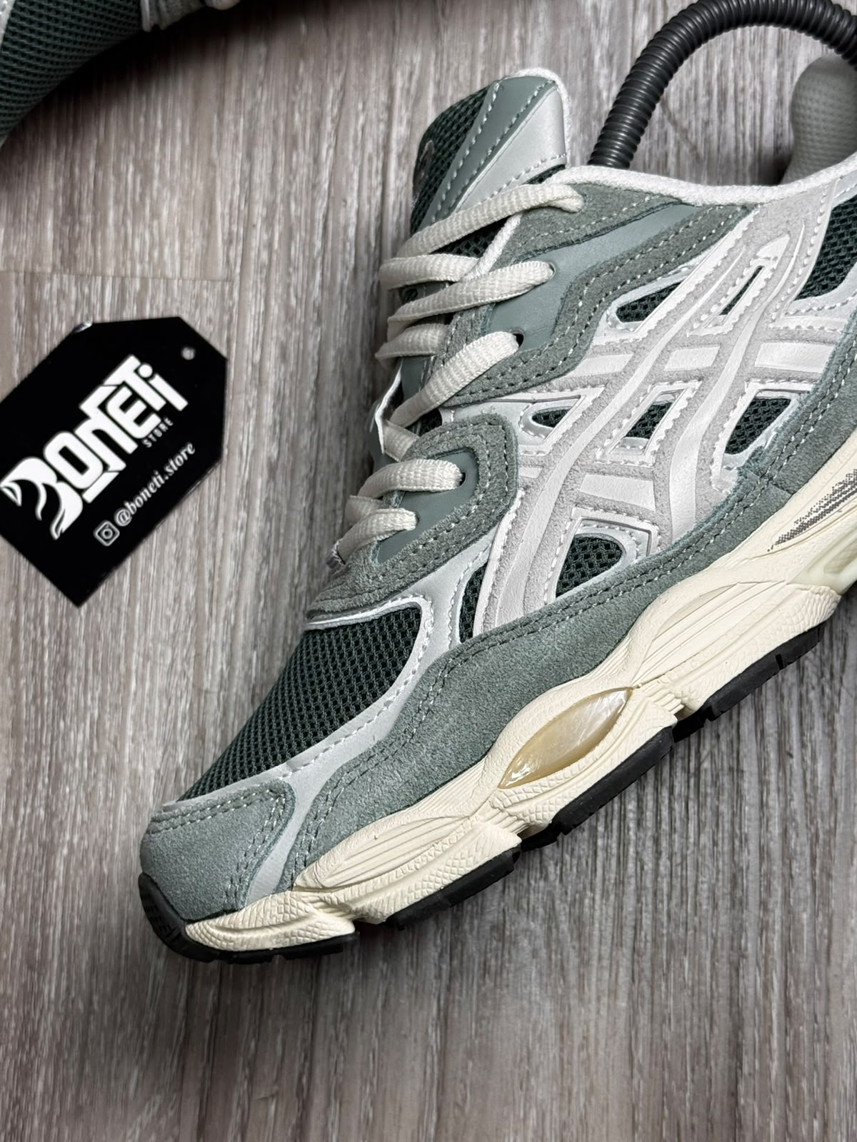 TÊNIS ASICS GEL NYC - GREEN