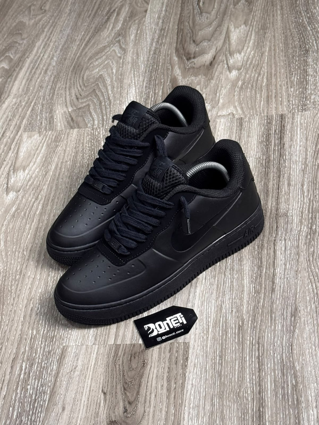 TÊNIS NK FORCE 1 - TRIPLE BLACK SHINE