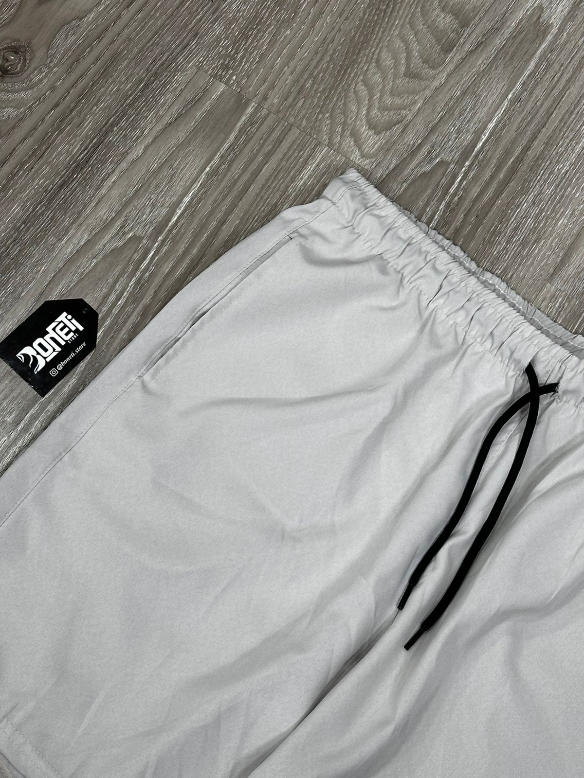 SHORTS TACTEL NK CLUB FLOW - GELO