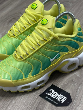 TÊNIS NK AIR MAX PLUS TN - LIMON LIME